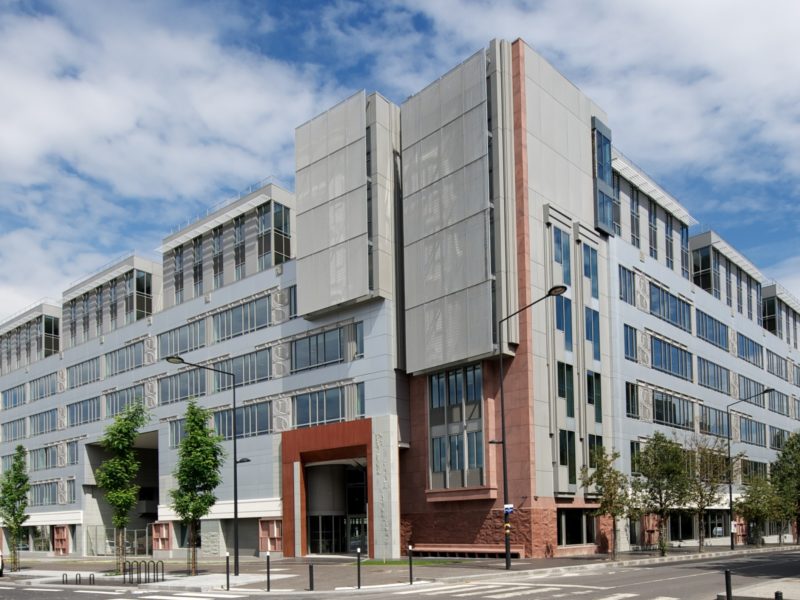 Bureaux, Saint-Denis.
Architecte, Stanislaw Fiszer.